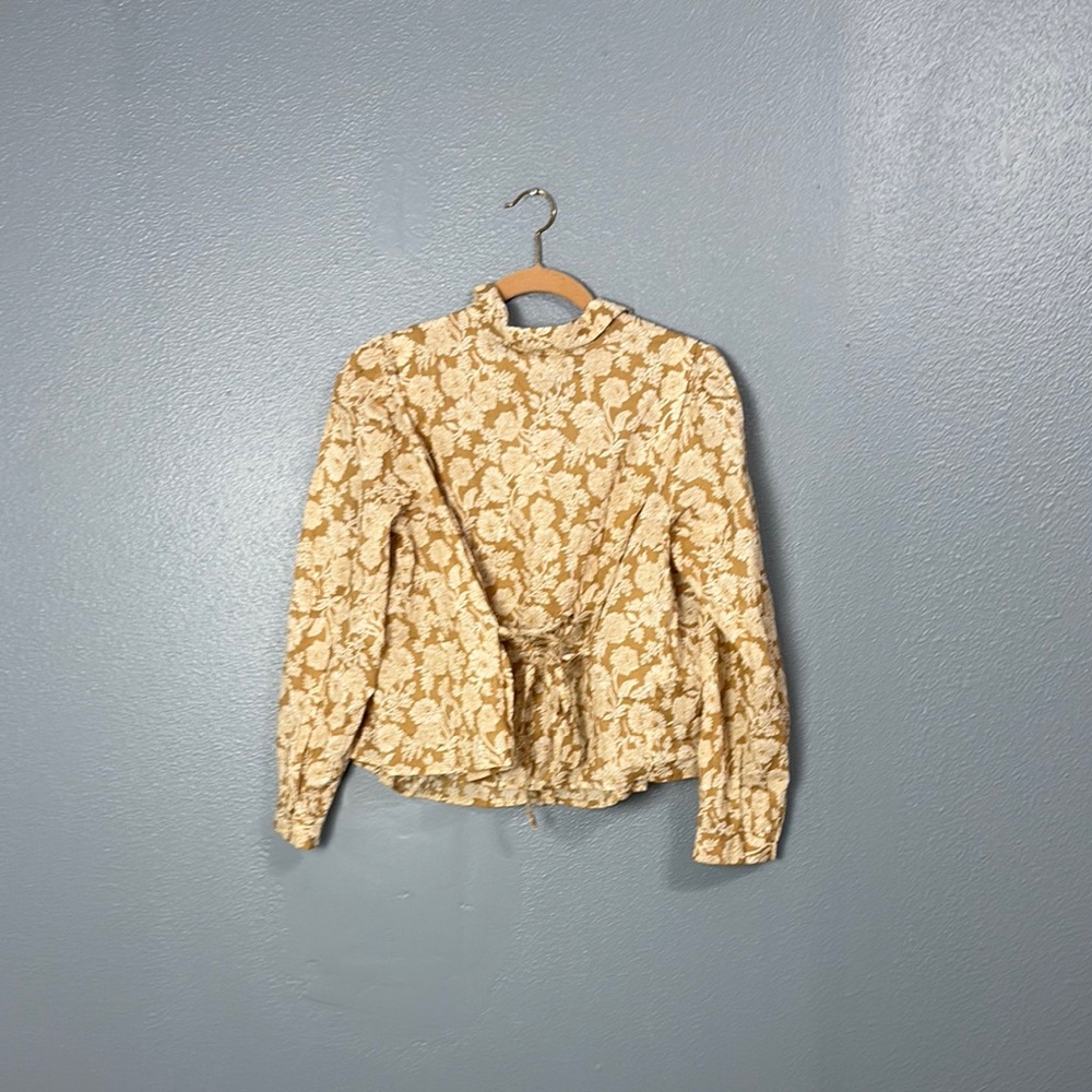 SOLD the great
the stream top - oat wild brush floral Floral Button-Up Blouse - Picture 8 of 10